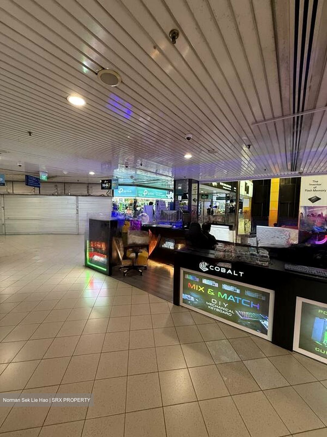 Sim Lim Square (D7), Retail #459966891